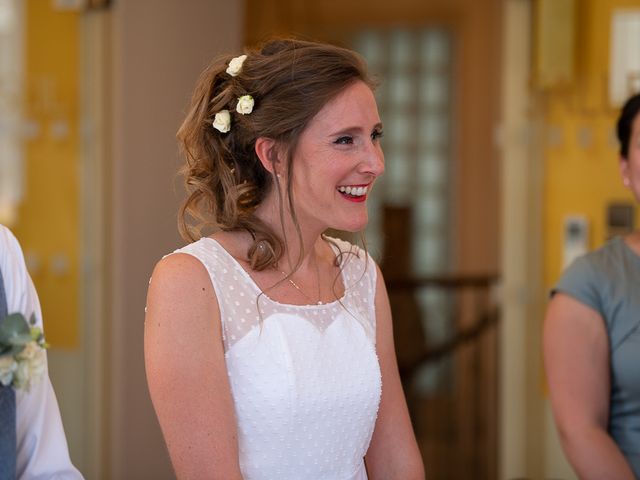 Le mariage de Tom et Marie Cécile à Sainte-Cécile-les-Vignes, Vaucluse 23