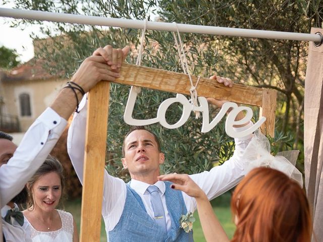 Le mariage de Tom et Marie Cécile à Sainte-Cécile-les-Vignes, Vaucluse 128