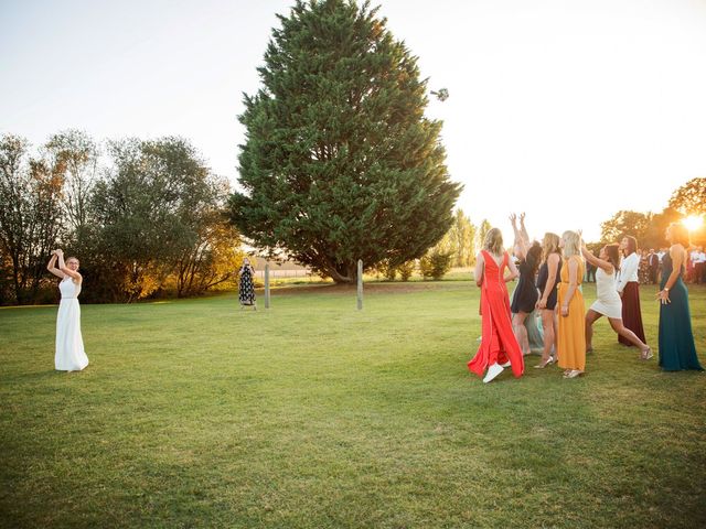 Le mariage de Basile et Noémie à Saint-Règle, Indre-et-Loire 54