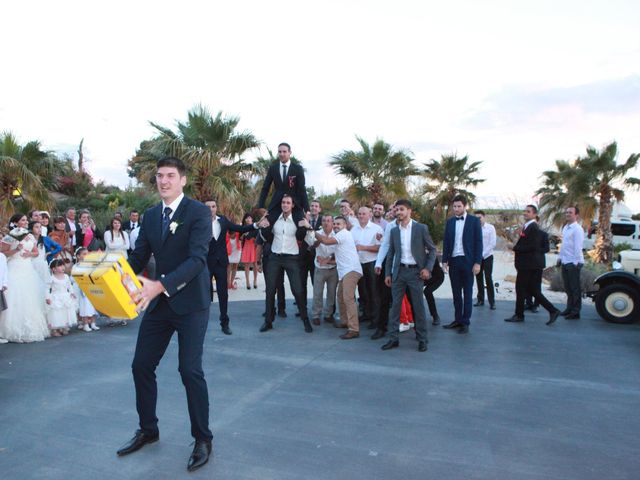 Le mariage de Jeremy et Sarah à Bessan, Hérault 50