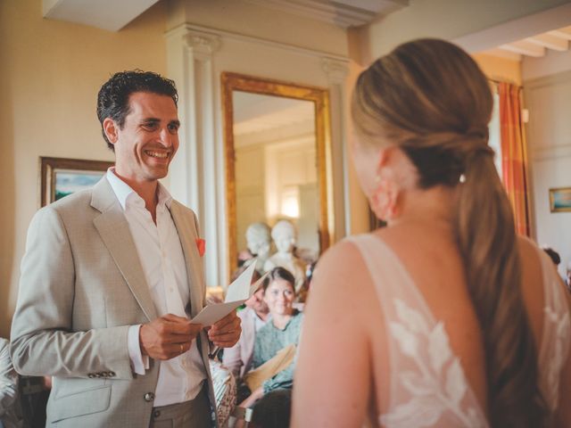 Le mariage de Ned et Laïla à Perreux, Loire 65