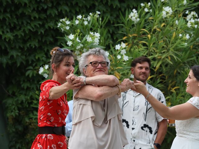 Le mariage de Laurent et Cindy à Cornillon-Confoux, Bouches-du-Rhône 36