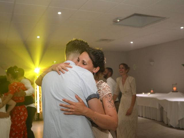 Le mariage de Laurent et Cindy à Cornillon-Confoux, Bouches-du-Rhône 61