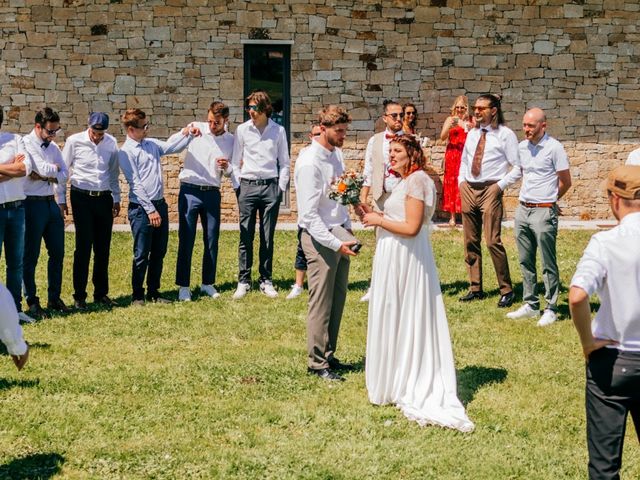 Le mariage de Jocelyn et Morgane à Saint-Laurent-sur-Sèvre, Vendée 30