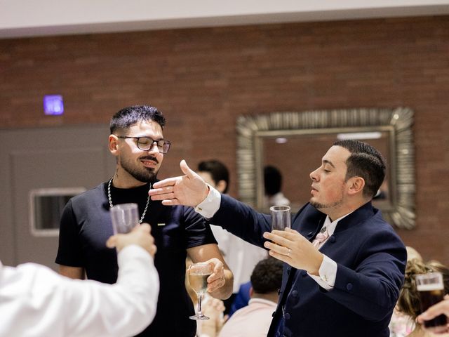 Le mariage de Adrien et Laetitia à Champigny-sur-Marne, Val-de-Marne 19