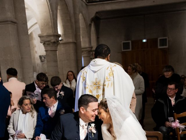 Le mariage de Adrien et Laetitia à Champigny-sur-Marne, Val-de-Marne 41