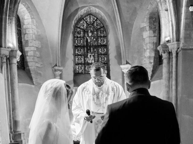 Le mariage de Adrien et Laetitia à Champigny-sur-Marne, Val-de-Marne 47