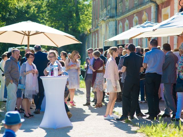 Le mariage de Michael et Léa à Blanquefort, Gironde 55