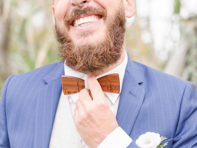 Le mariage de Julien et Emilie à Saint-Jean-de-Monts, Vendée 24