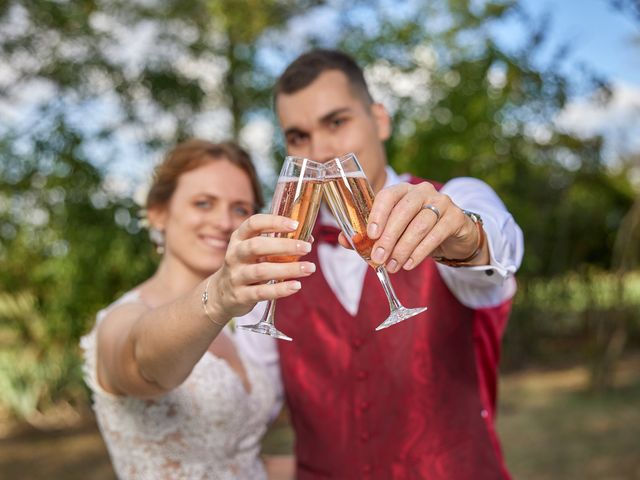 Le mariage de Paul et Clémence à Nieuil-l&apos;Espoir, Vienne 13