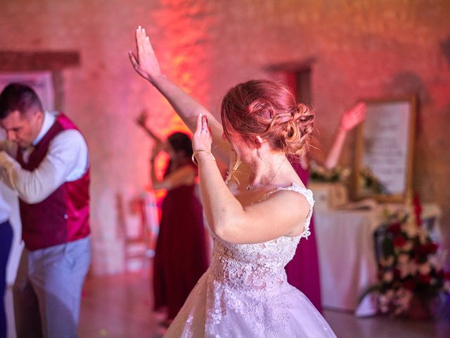 Le mariage de Paul et Clémence à Nieuil-l&apos;Espoir, Vienne 31