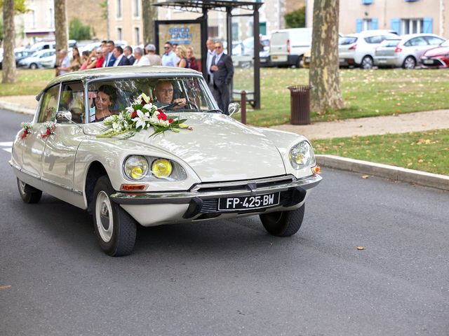 Le mariage de Paul et Clémence à Nieuil-l&apos;Espoir, Vienne 34