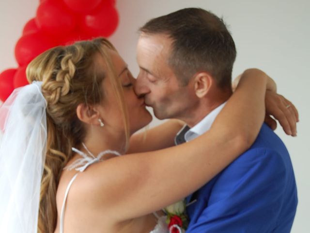 Le mariage de Aurélie  et Lionel  à Saint-Georges-de-Mons, Puy-de-Dôme 2
