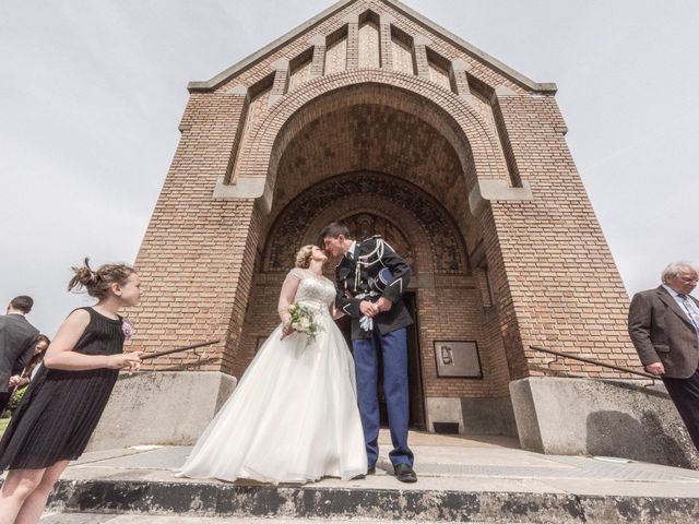 Le mariage de Clément et Margo à Saint-Quentin, Aisne 14