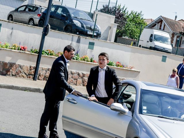 Le mariage de Richard et Perrine à Saint-Romain-le-Puy, Loire 38