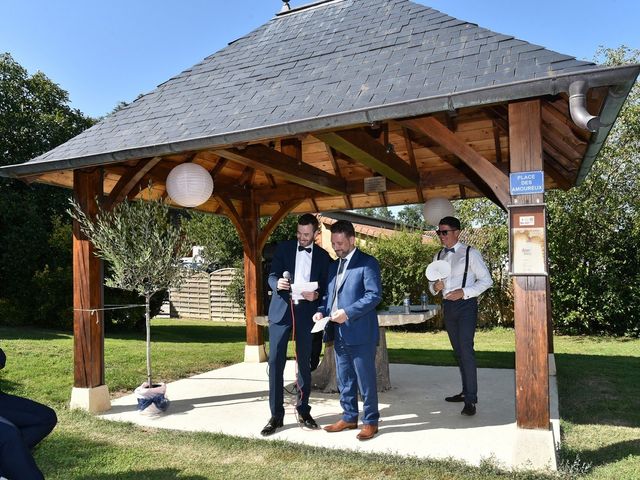 Le mariage de Raphy et Céline à Saint-Étienne-des-Oullières, Rhône 21