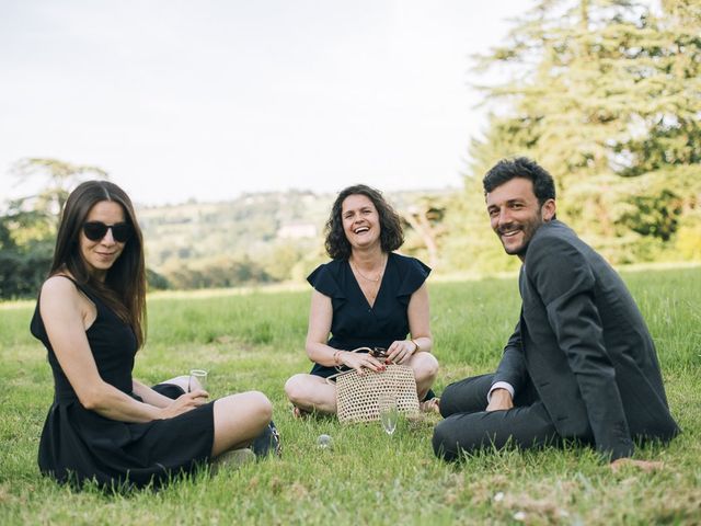 Le mariage de Romain et Mirela à Lyon, Rhône 24