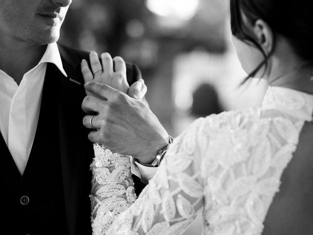 Le mariage de Pierre et Louise à Saint-Porchaire, Charente Maritime 43