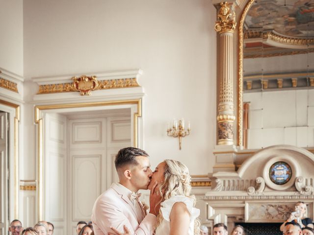 Le mariage de Brian et Agathe à Blond, Haute-Vienne 3