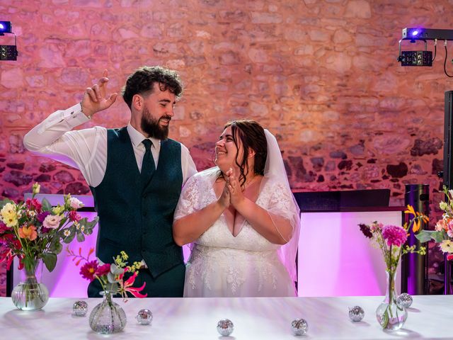 Le mariage de Kevin et Lison à Moutiers-les-Mauxfaits, Vendée 8