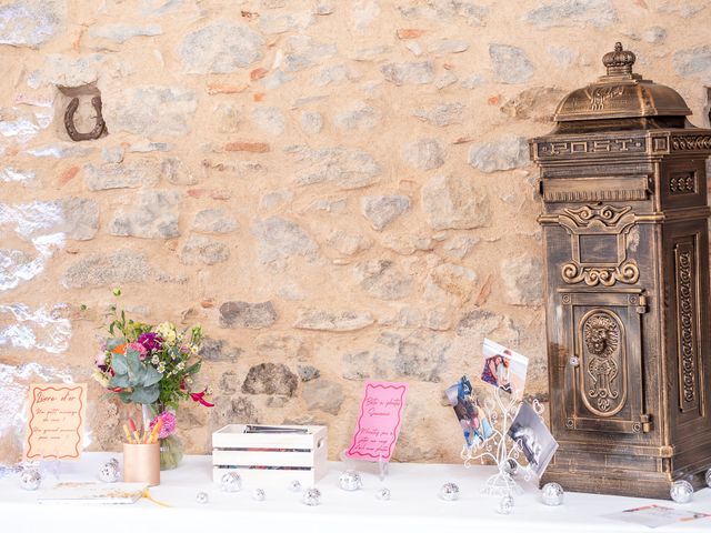 Le mariage de Kevin et Lison à Moutiers-les-Mauxfaits, Vendée 27