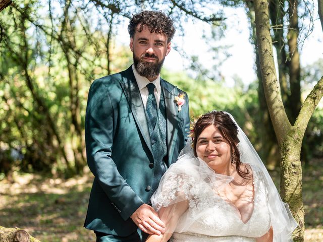 Le mariage de Kevin et Lison à Moutiers-les-Mauxfaits, Vendée 31