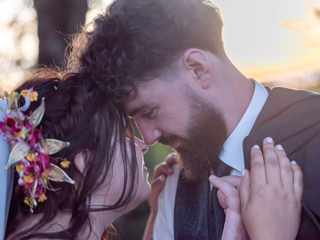 Le mariage de Kevin et Lison à Moutiers-les-Mauxfaits, Vendée 44