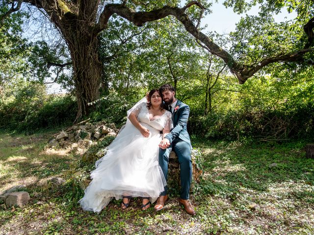 Le mariage de Kevin et Lison à Moutiers-les-Mauxfaits, Vendée 63