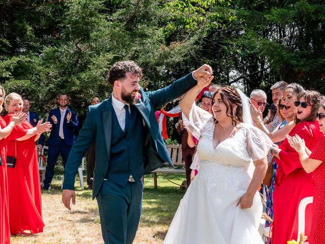 Le mariage de Kevin et Lison à Moutiers-les-Mauxfaits, Vendée 70