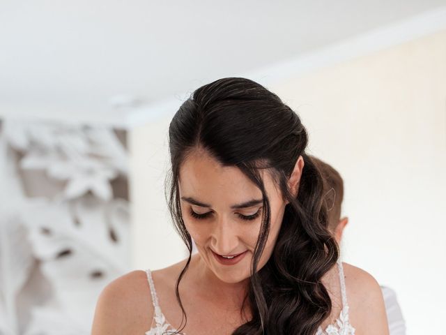 Le mariage de Anne-Sophie et Mathilde à Lacenas, Rhône 10