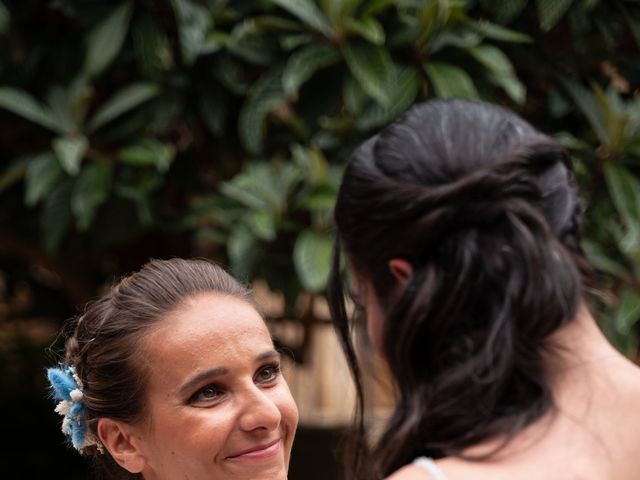 Le mariage de Anne-Sophie et Mathilde à Lacenas, Rhône 14