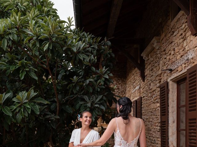 Le mariage de Anne-Sophie et Mathilde à Lacenas, Rhône 20