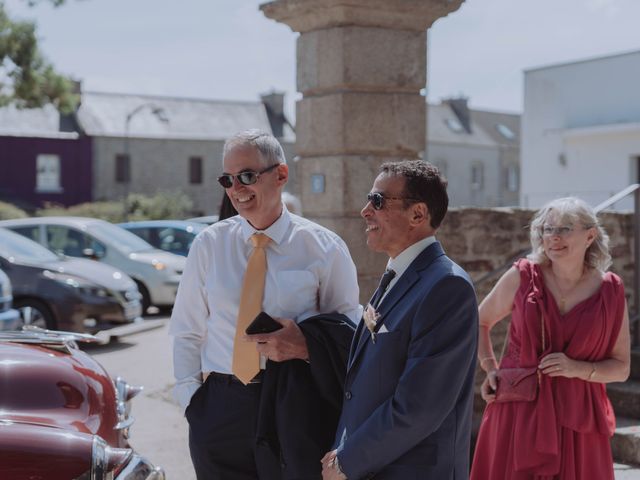 Le mariage de Sophian et Maeva à Tréglonou, Finistère 33