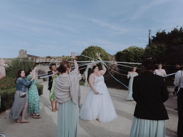 Le mariage de Sophian et Maeva à Tréglonou, Finistère 42