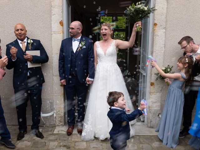 Le mariage de Julien et Valérie à Pithiviers, Loiret 9