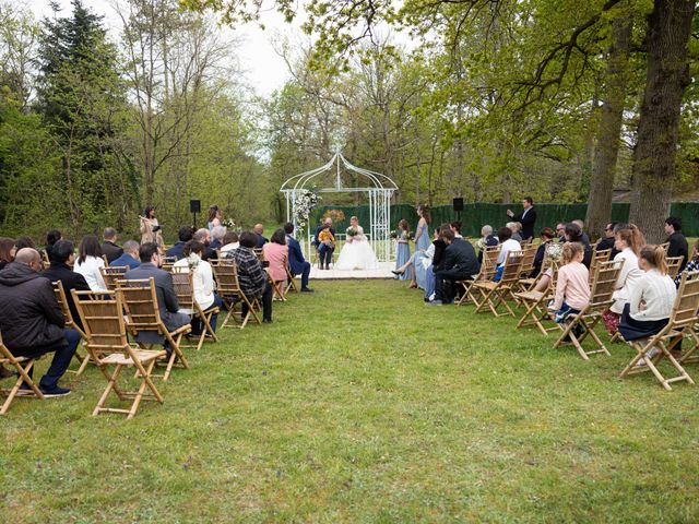 Le mariage de Julien et Valérie à Pithiviers, Loiret 20