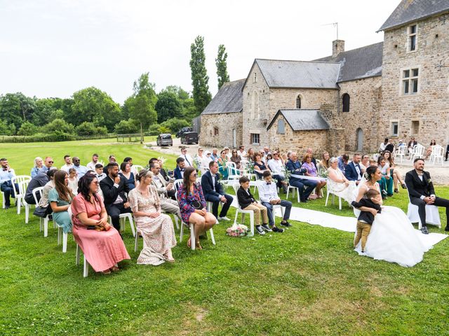 Le mariage de Julien et Ayse à Saint-Maurice-en-Cotentin, Manche 15