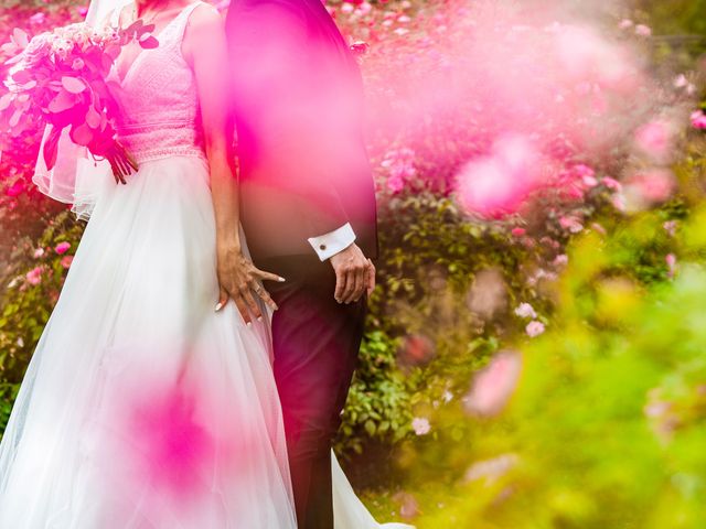 Le mariage de Julien et Ayse à Saint-Maurice-en-Cotentin, Manche 21