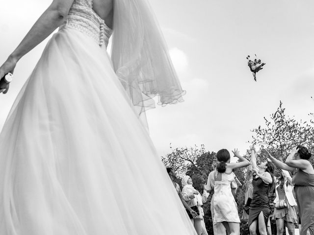 Le mariage de Julien et Ayse à Saint-Maurice-en-Cotentin, Manche 26