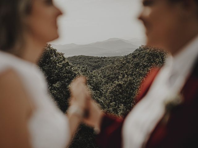 Le mariage de Amandine et Clara à Les Mages, Gard 2