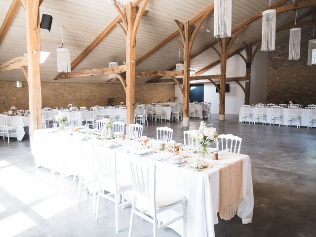 Le mariage de Ronan et Marine à Moutiers-les-Mauxfaits, Vendée 4