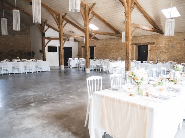 Le mariage de Ronan et Marine à Moutiers-les-Mauxfaits, Vendée 5