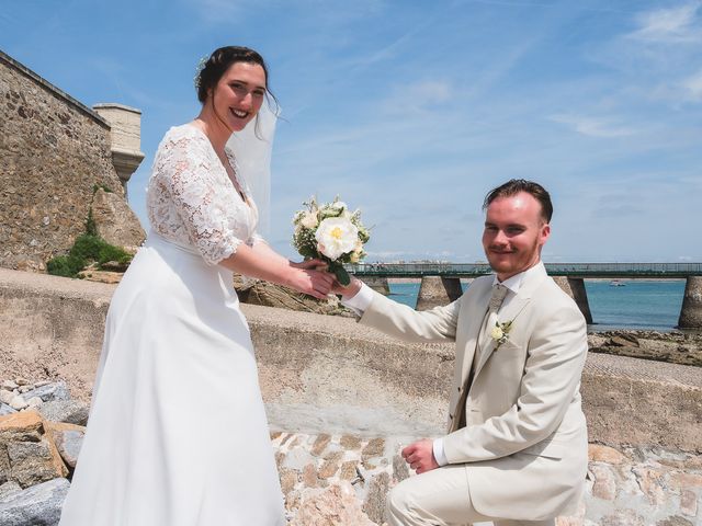 Le mariage de Ronan et Marine à Moutiers-les-Mauxfaits, Vendée 25