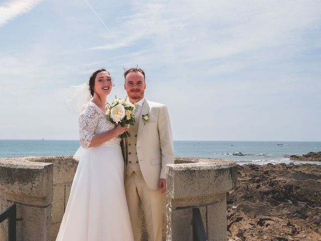 Le mariage de Ronan et Marine à Moutiers-les-Mauxfaits, Vendée 30