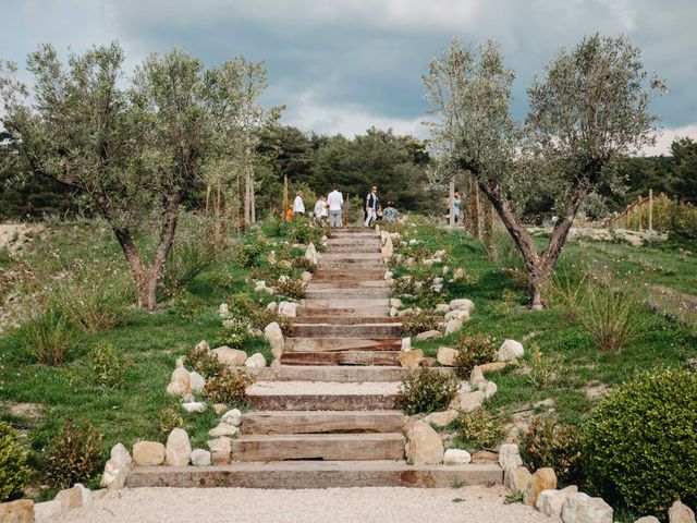 Le mariage de Giuseppe et Sacha à Oppedette, Alpes-de-Haute-Provence 103