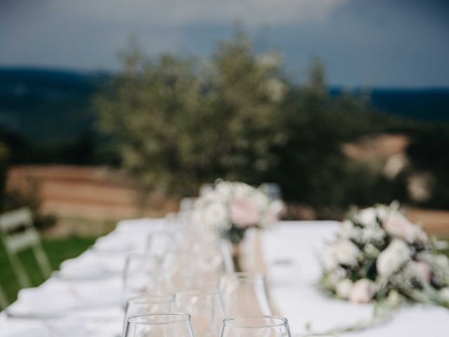 Le mariage de Giuseppe et Sacha à Oppedette, Alpes-de-Haute-Provence 123