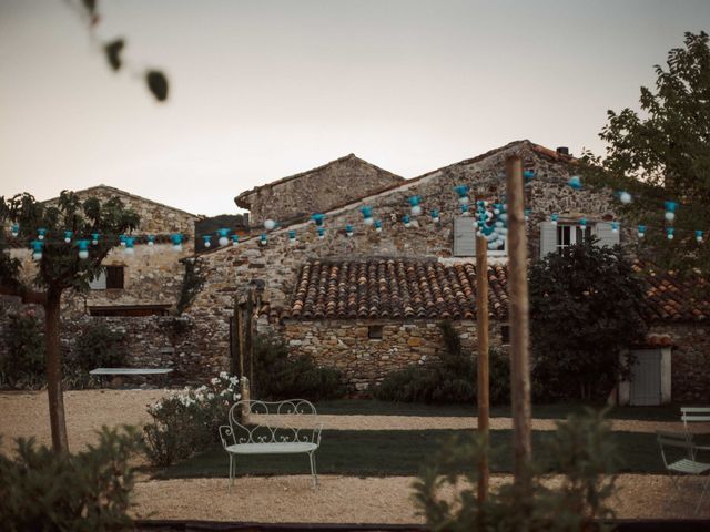 Le mariage de Giuseppe et Sacha à Oppedette, Alpes-de-Haute-Provence 146