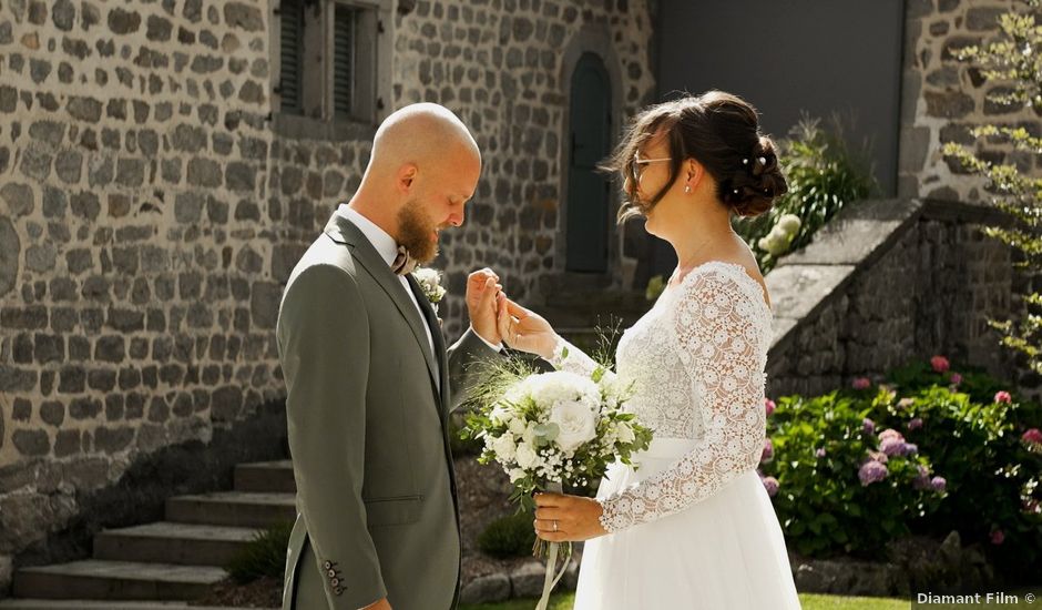 Le mariage de Charles et Aurore à Saint-Genest-Malifaux, Loire