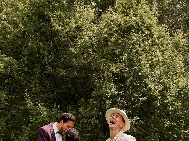 Le mariage de Alvaro et Julie à Tabanac, Gironde 23