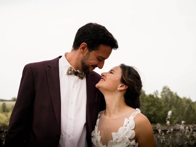 Le mariage de Alvaro et Julie à Tabanac, Gironde 24